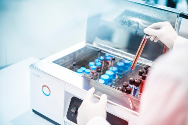 Image_TEC_INS_LAUDA_HydroWaterBaths_03_1000x665_JPG,0 Image_TEC_INS_LAUDA_HydroWaterBaths_03_1000x665_JPG,0